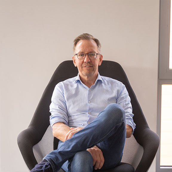 Dr. Bernd Hartmann, Geschäftsführender Gesellschafter, ieQ health GmbH & Co. KG